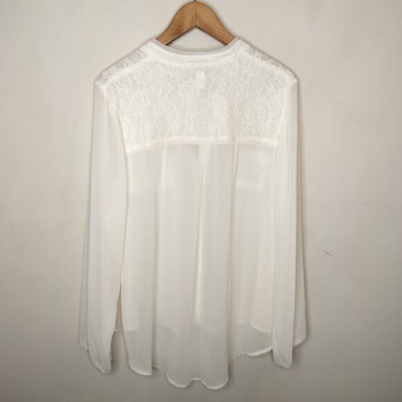 Torrid Ivory Chiffon + Lace Blouse Hi Low Hem - Picture 10 of 13